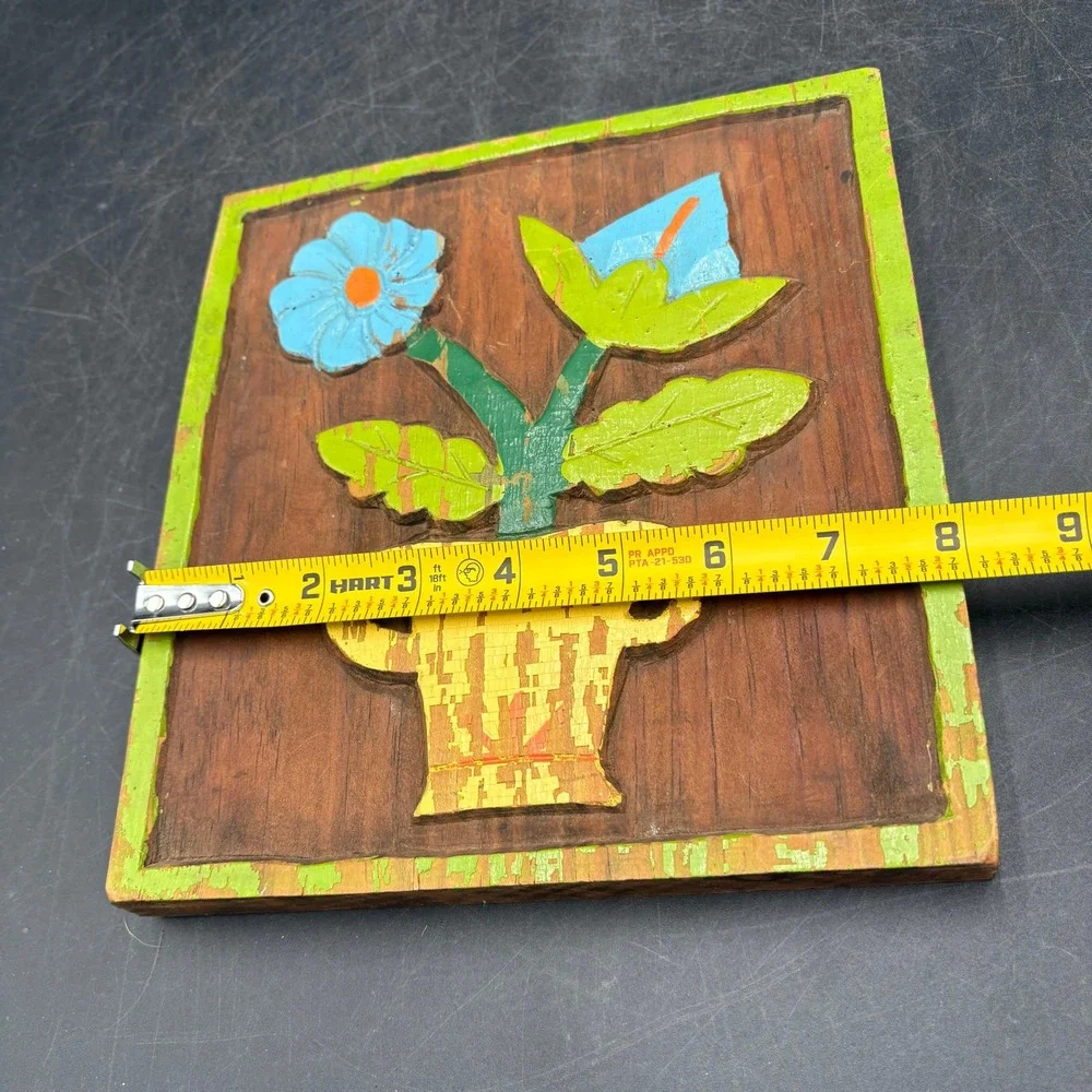 Vtg Retro Hand Carved Wood Floral Plaque Folk Art Flower Vase Relief Painting